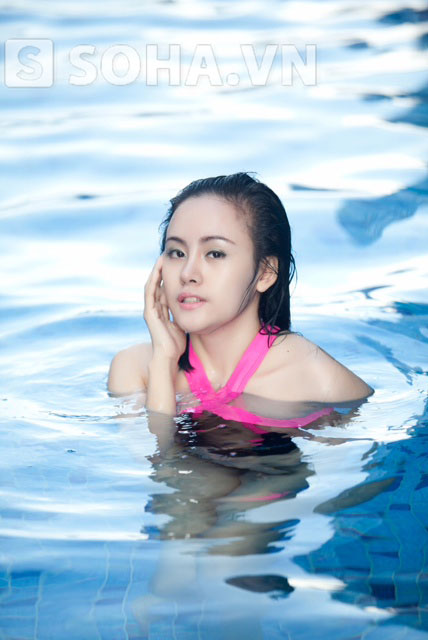 Bộ ảnh mới nhất của Bà Tưng sau khi phẩu thuật