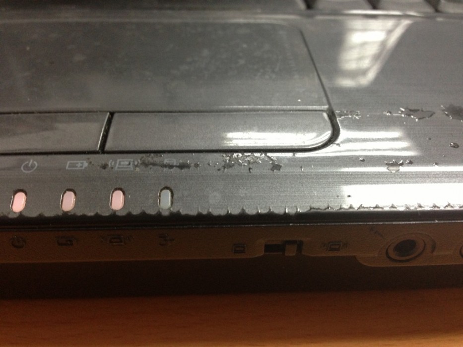 kinh-nghiem-cach-test-kiem-tra-laptop-cu-cua-tho-mua-laptop