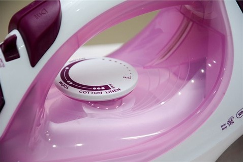 Bàn ủi hơi nước Philips GC2042