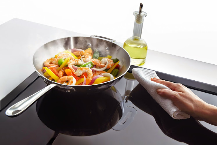 Bếp điện từ đôi Taka TK-I02B