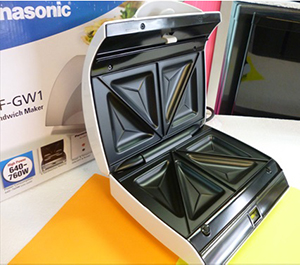 Máy làm bánh Hotdog Panasonic NF-GW1